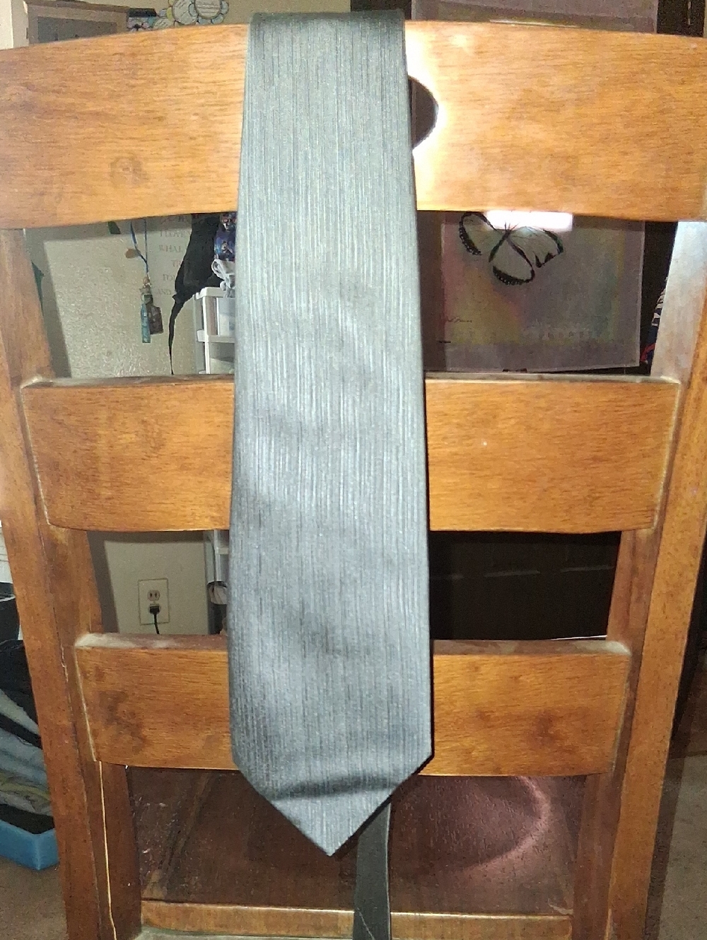 Classic Men's Solid Gray Tie